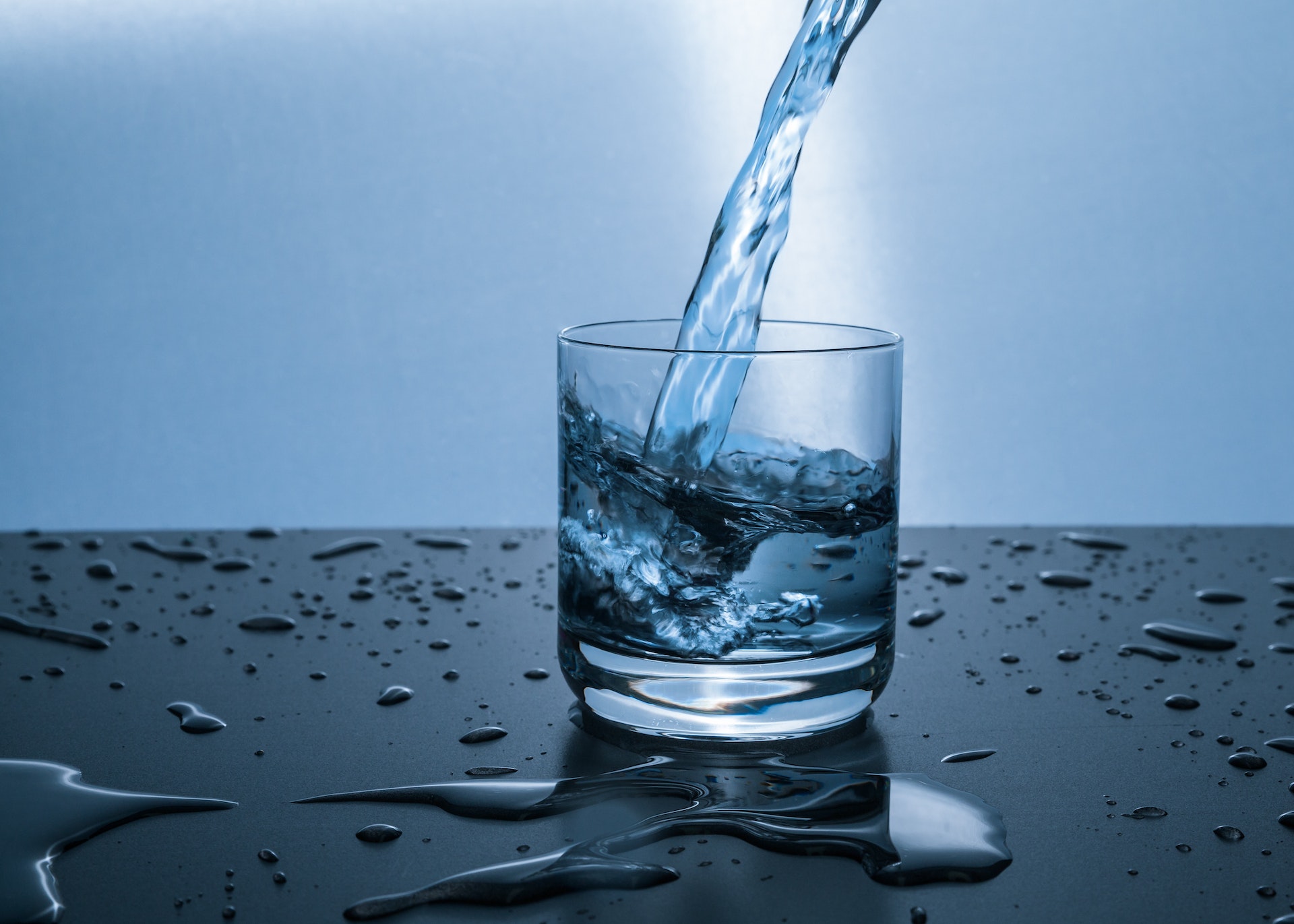 Czysta woda pierwsze lekarstwo i klucz do zdrowego życia